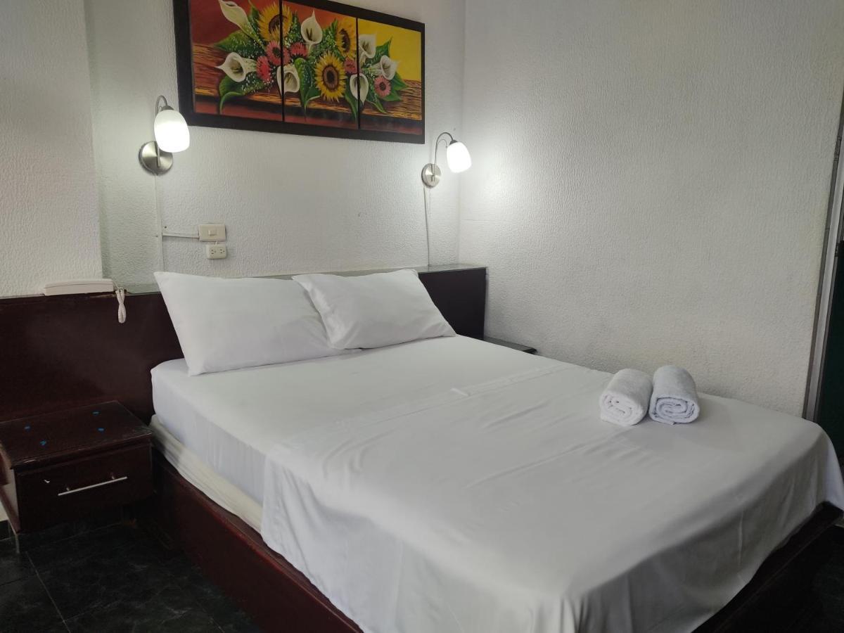 Hotel Villa Del Rosario Nuevo Melgar Kültér fotó